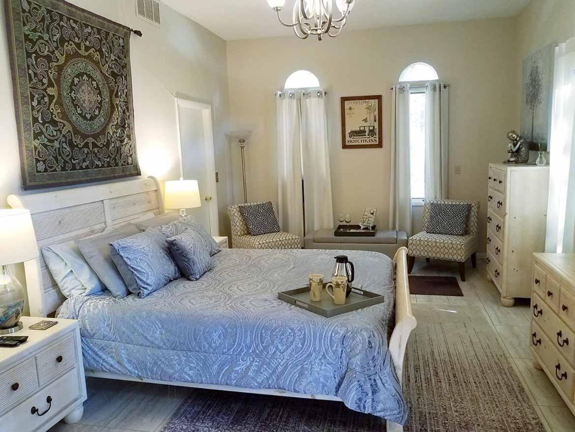 Tuscan Manor Юрика Спрингс Экстерьер фото